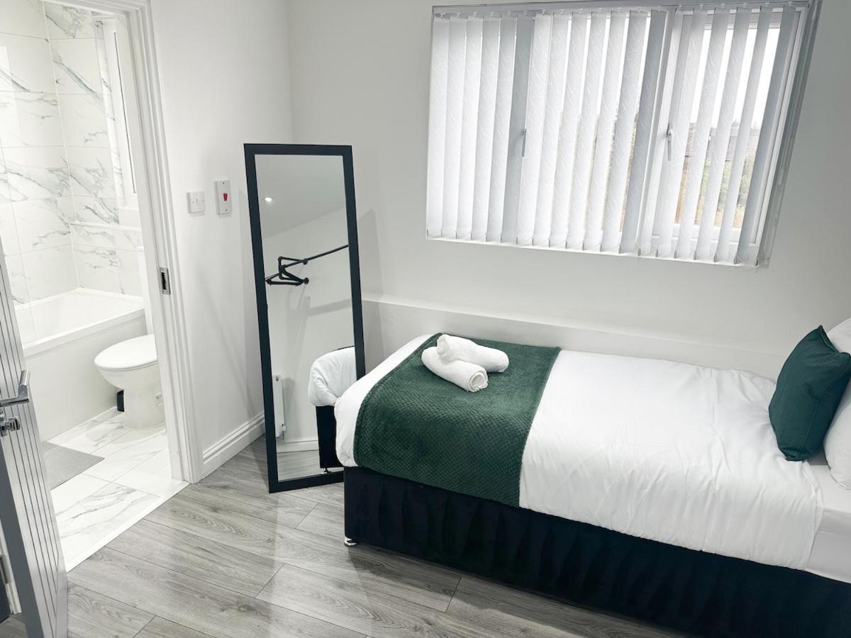 Contractors Dream, 4 Bedroom 2 Bathroom Liverpool Dış mekan fotoğraf