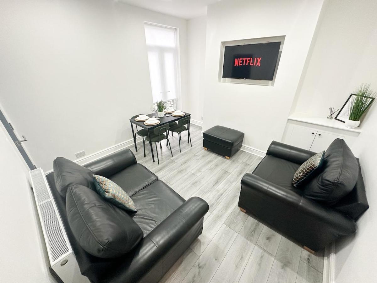 Contractors Dream, 4 Bedroom 2 Bathroom Liverpool Dış mekan fotoğraf