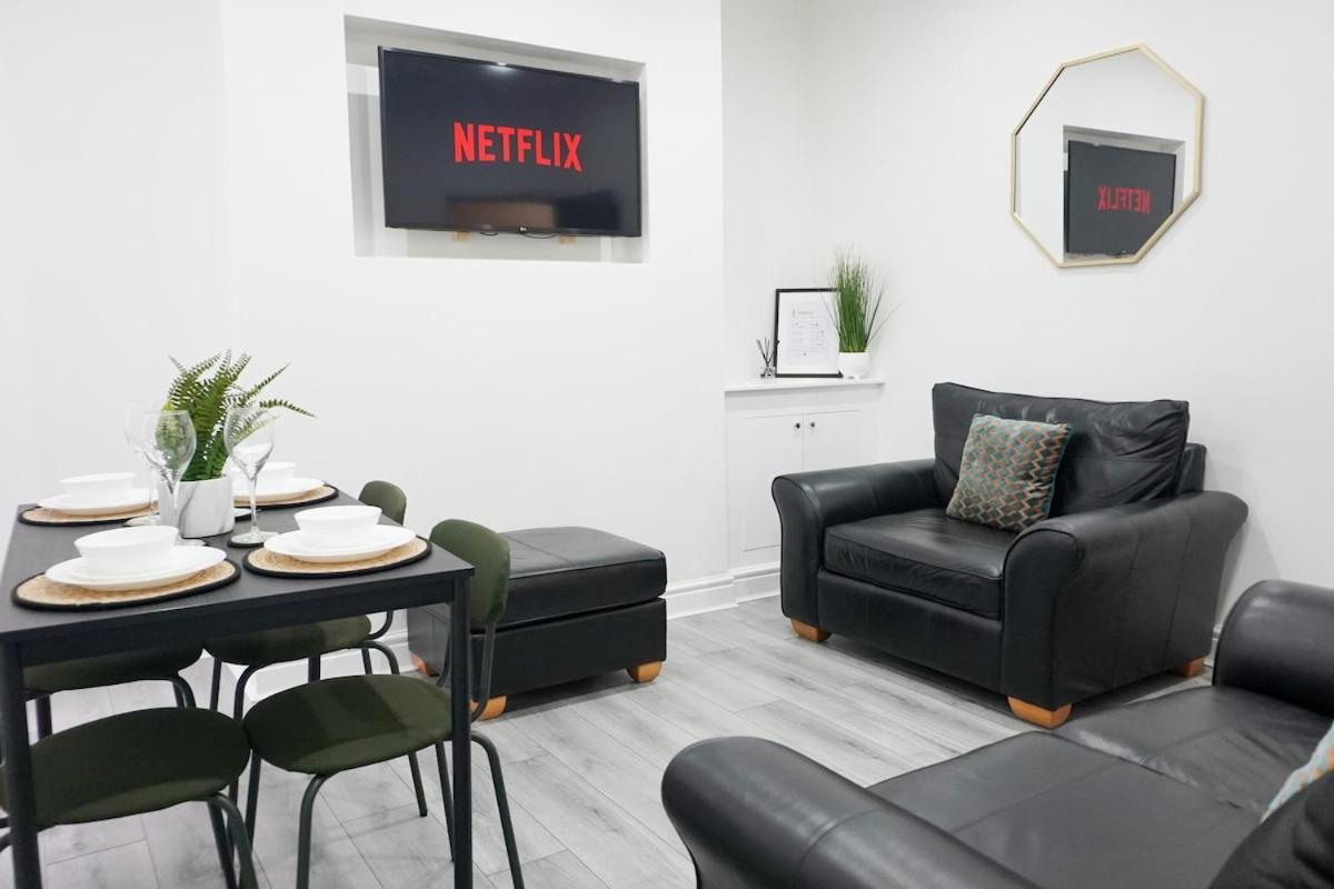Contractors Dream, 4 Bedroom 2 Bathroom Liverpool Dış mekan fotoğraf