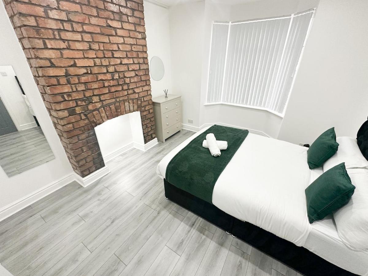 Contractors Dream, 4 Bedroom 2 Bathroom Liverpool Dış mekan fotoğraf