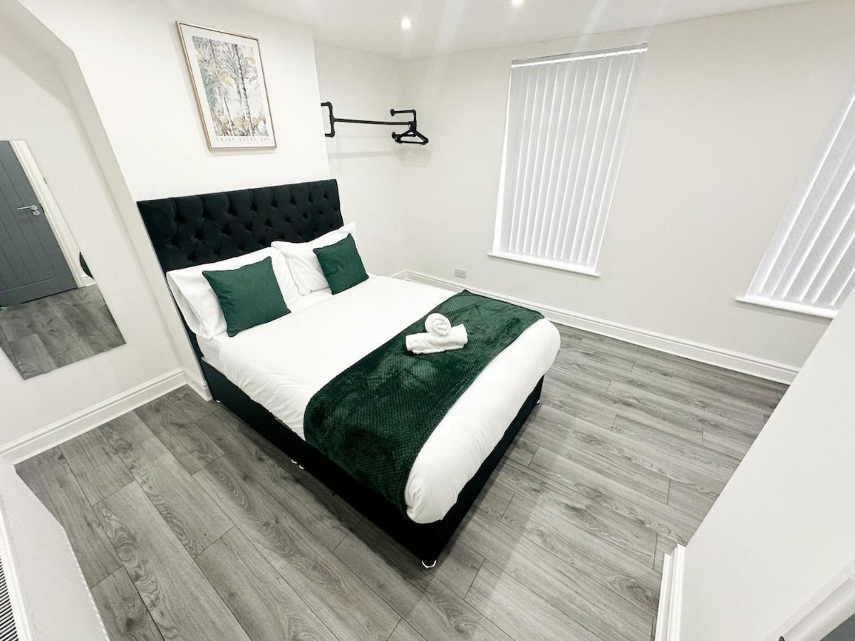 Contractors Dream, 4 Bedroom 2 Bathroom Liverpool Dış mekan fotoğraf