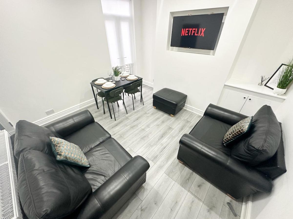 Contractors Dream, 4 Bedroom 2 Bathroom Liverpool Dış mekan fotoğraf